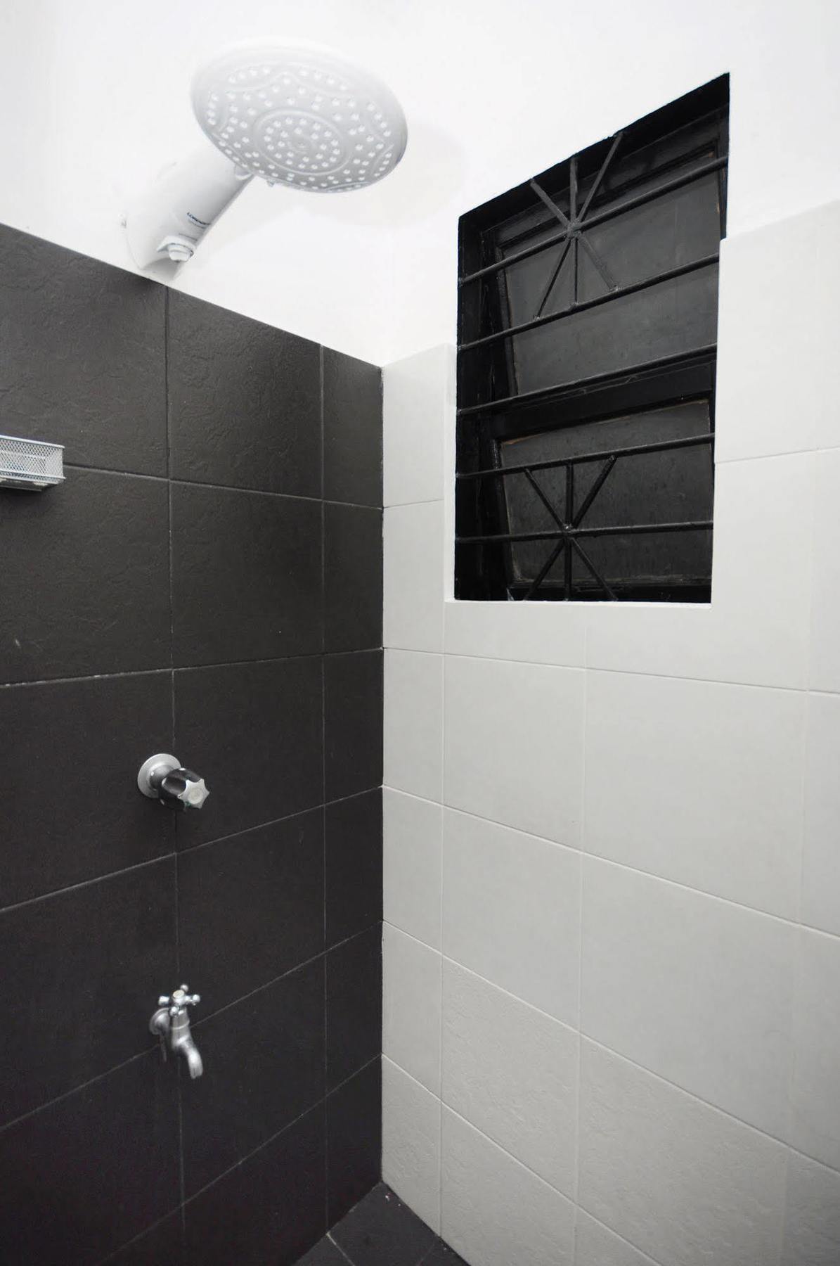 Mnl Boutique Hostel Makati City Luaran gambar