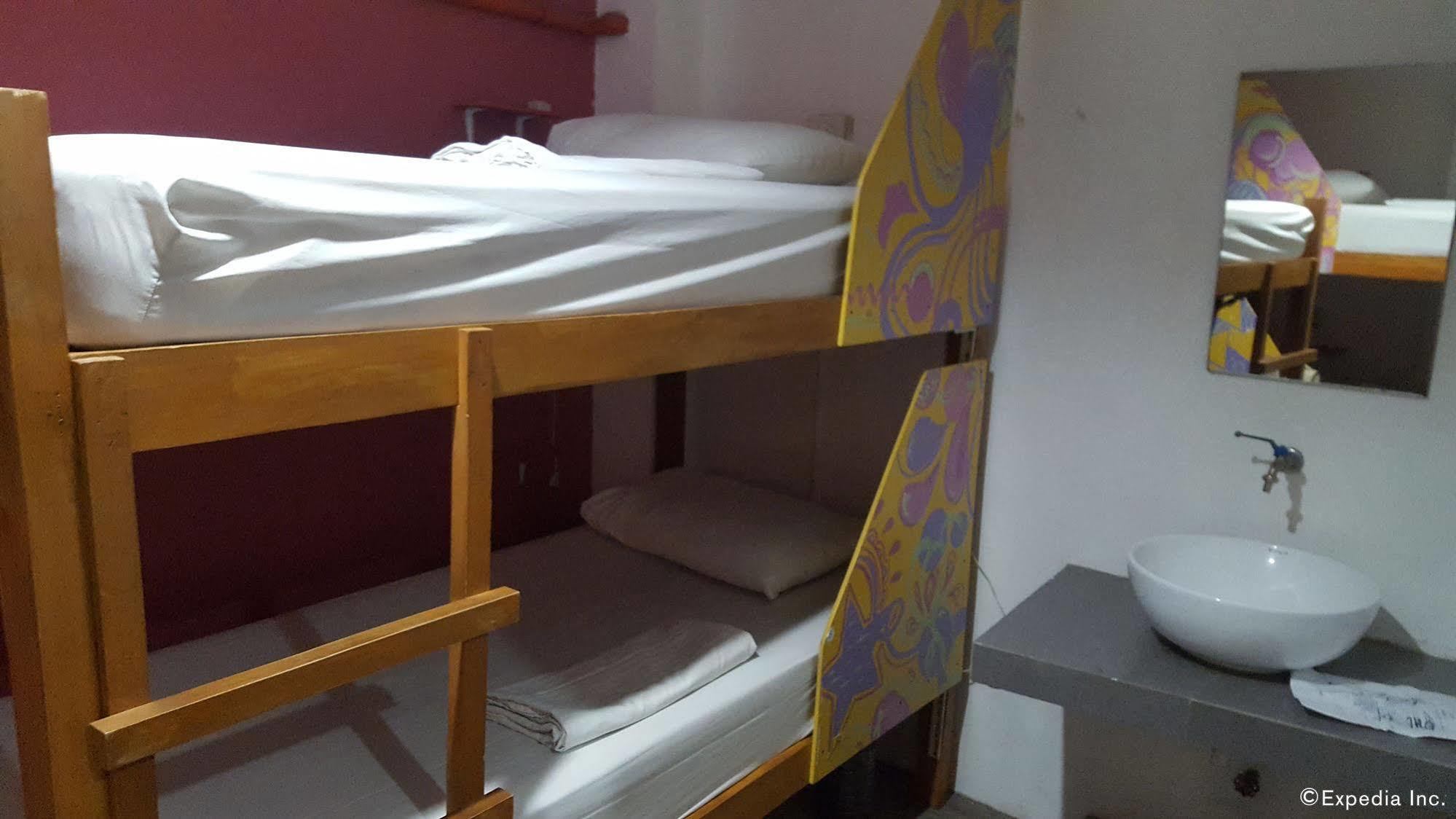 Mnl Boutique Hostel Makati City Luaran gambar